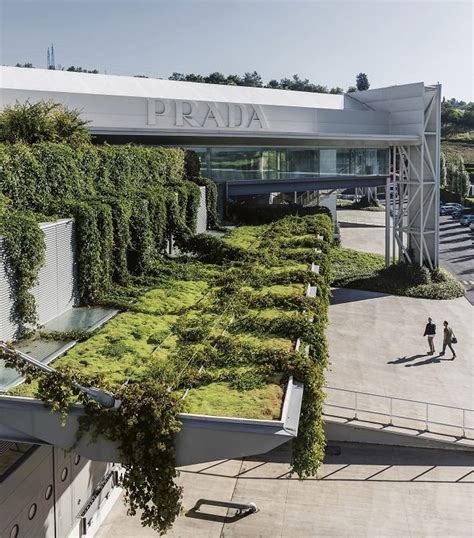 nuova sede prada arezzo|Prada presenta la fabbrica.